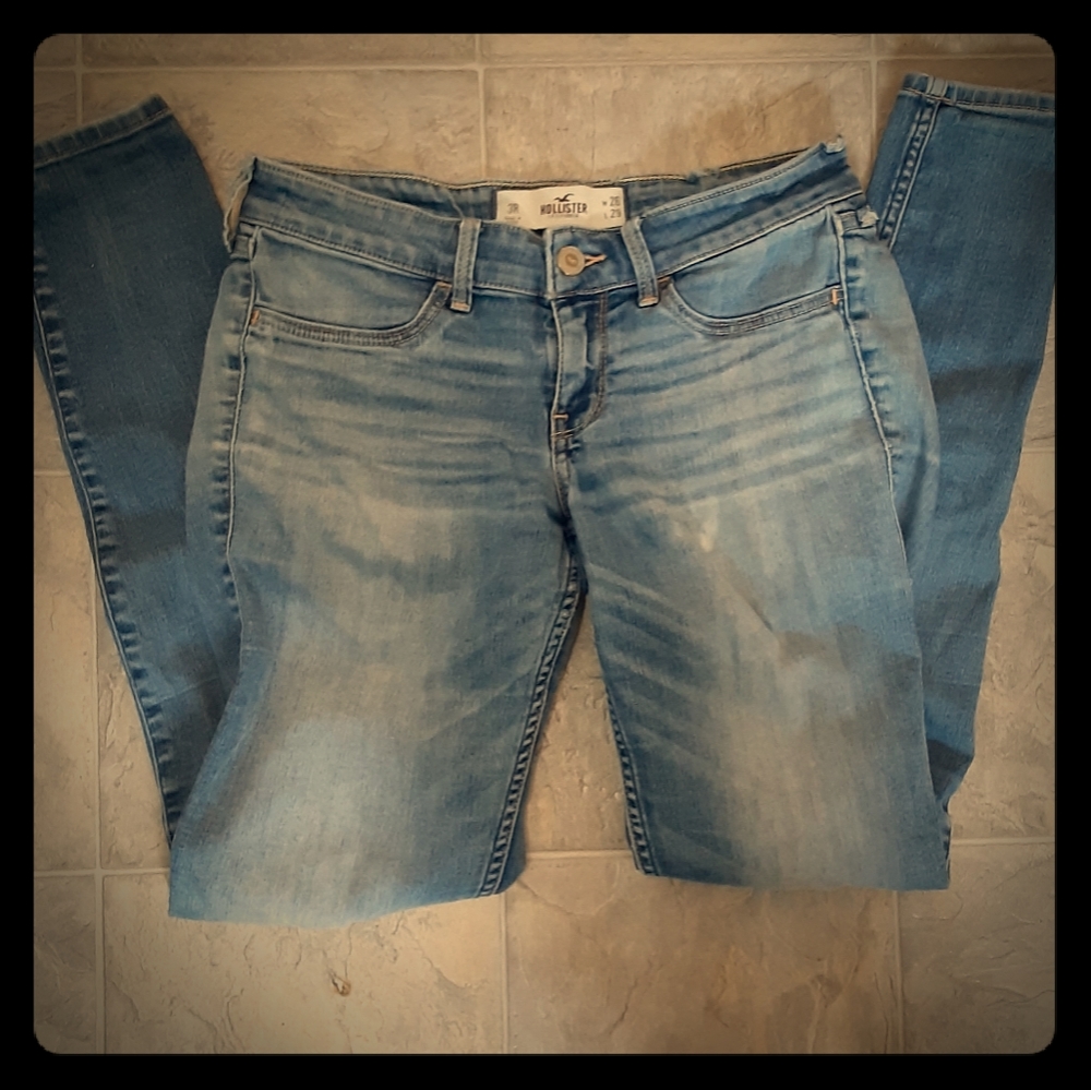 Hollister skinny jeans